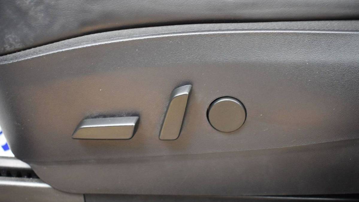 2020 Tesla Model Y 5YJYGDEE2LF044212