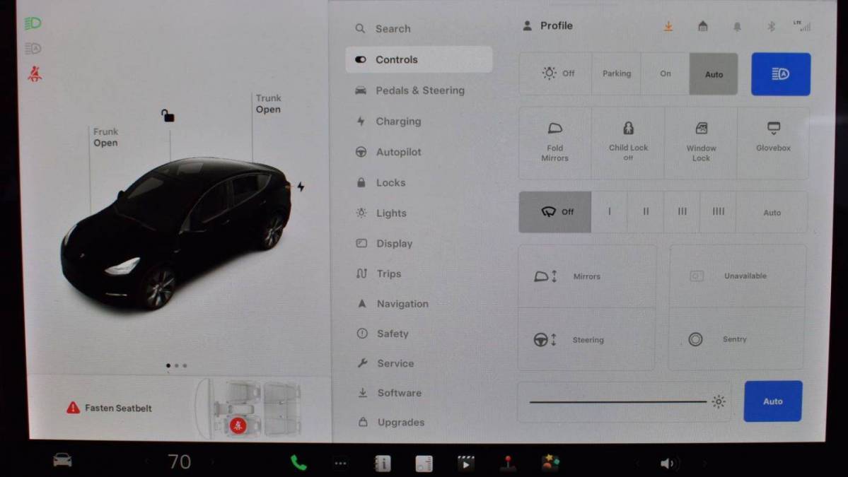 2020 Tesla Model Y 5YJYGDEE2LF044212