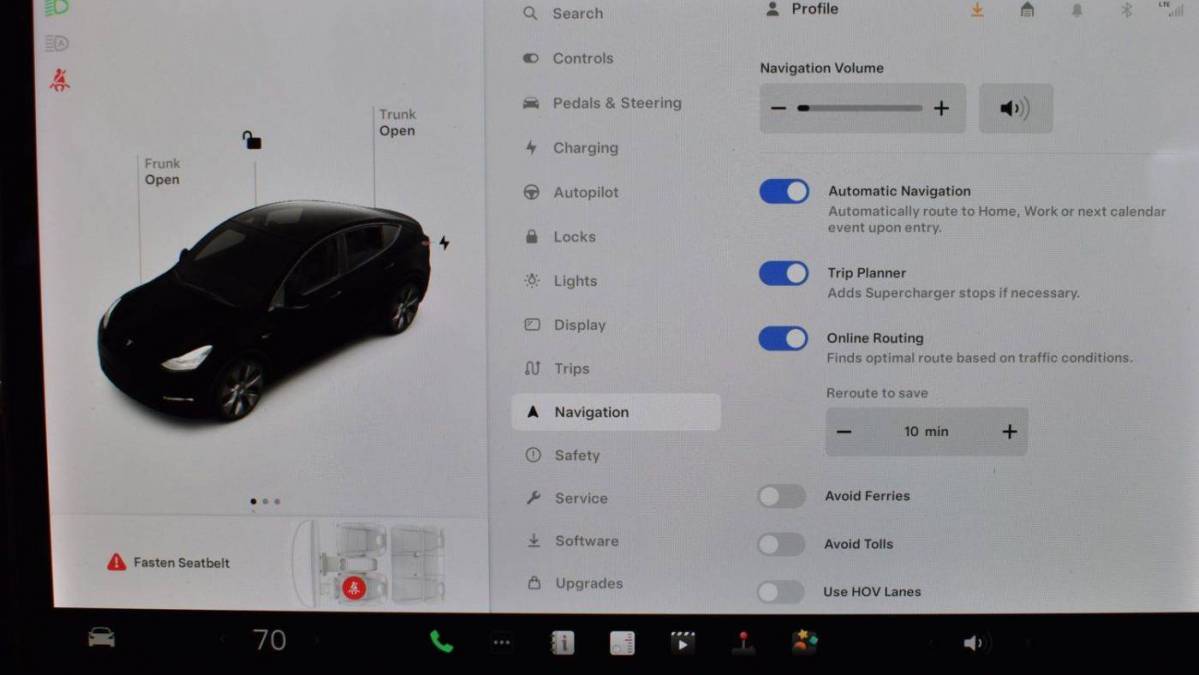 2020 Tesla Model Y 5YJYGDEE2LF044212