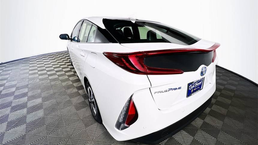 2018 Toyota Prius Prime JTDKARFPXJ3071088
