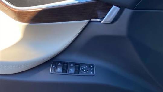 2018 Tesla Model X 5YJXCDE41JF099357