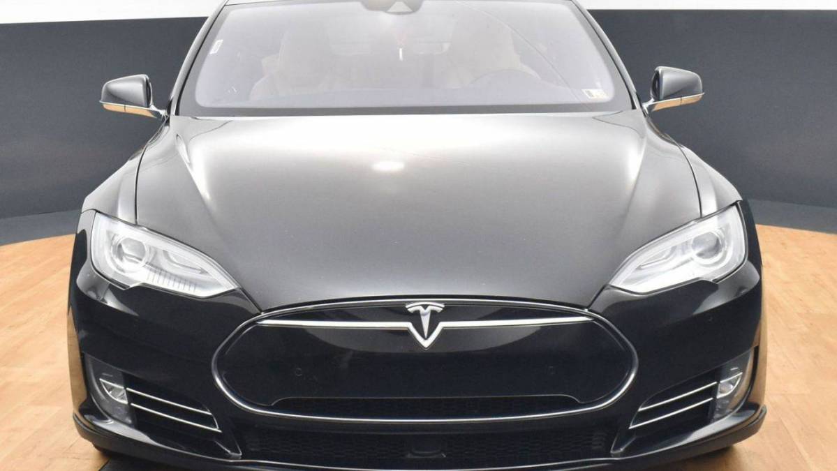 2016 Tesla Model S 5YJSA1E26GF122394