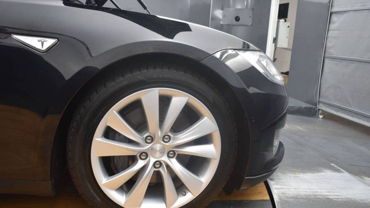 2016 Tesla Model S 5YJSA1E26GF122394