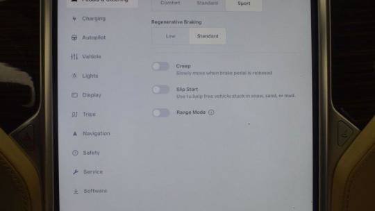 2016 Tesla Model S 5YJSA1E26GF122394