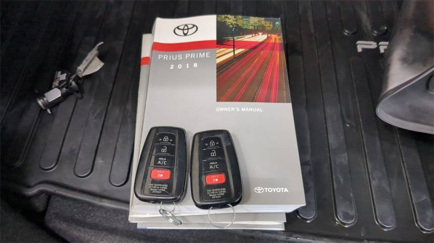 2018 Toyota Prius Prime JTDKARFP1J3079869