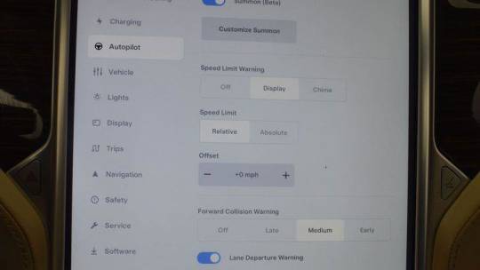 2016 Tesla Model S 5YJSA1E26GF122394