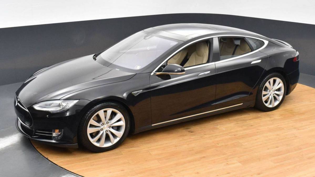 2016 Tesla Model S 5YJSA1E26GF122394