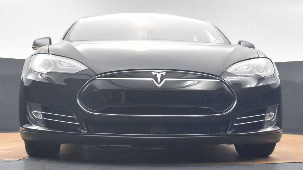 2016 Tesla Model S 5YJSA1E26GF122394