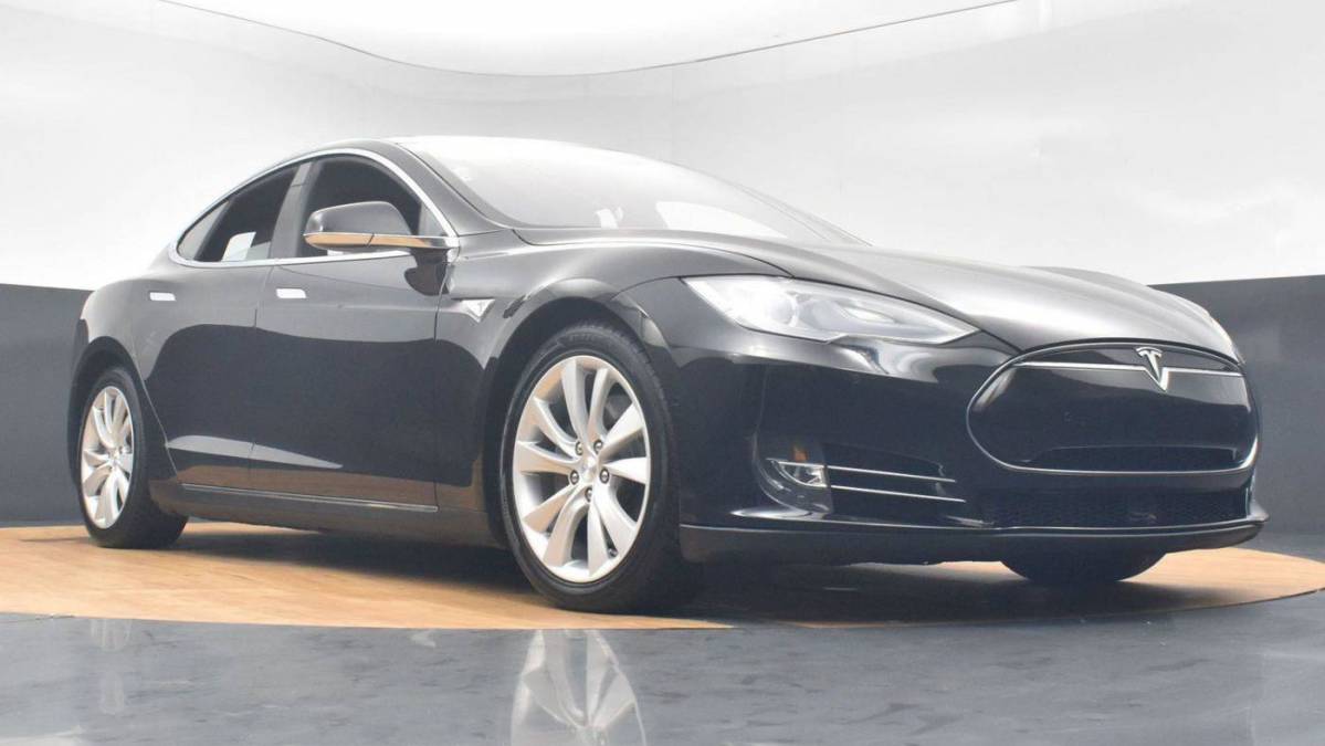 2016 Tesla Model S 5YJSA1E26GF122394