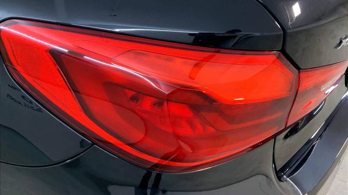2020 BMW 5 Series WBAJB1C04LCD47818