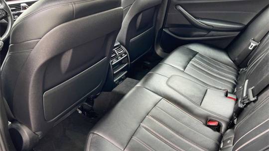2019 BMW 5 Series WBAJA9C57KB254712