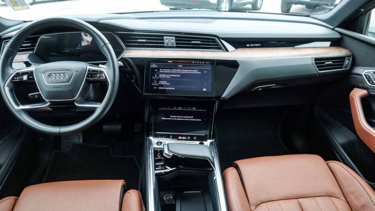 2021 Audi e-tron WA1VABGE5MB005084