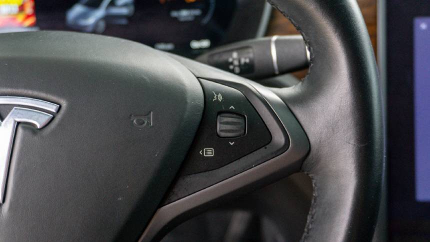 2019 Tesla Model X 5YJXCBE27KF210272