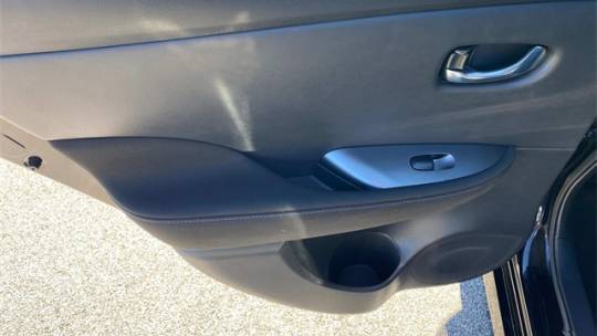2022 Nissan LEAF 1N4AZ1BV2NC561126