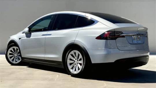 2016 Tesla Model X 5YJXCDE47GF029886