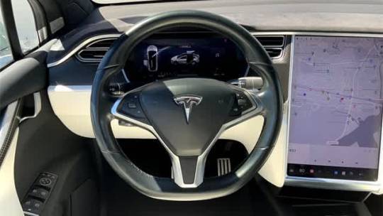 2016 Tesla Model X 5YJXCDE47GF029886