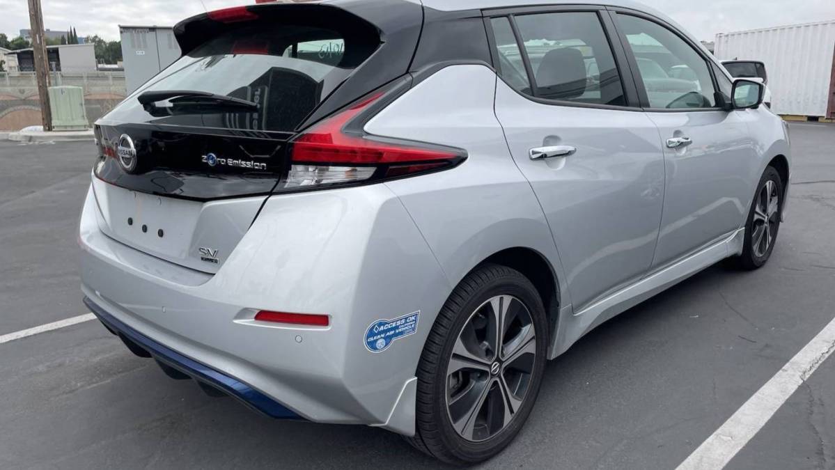 2021 Nissan LEAF 1N4BZ1CV7MC556490