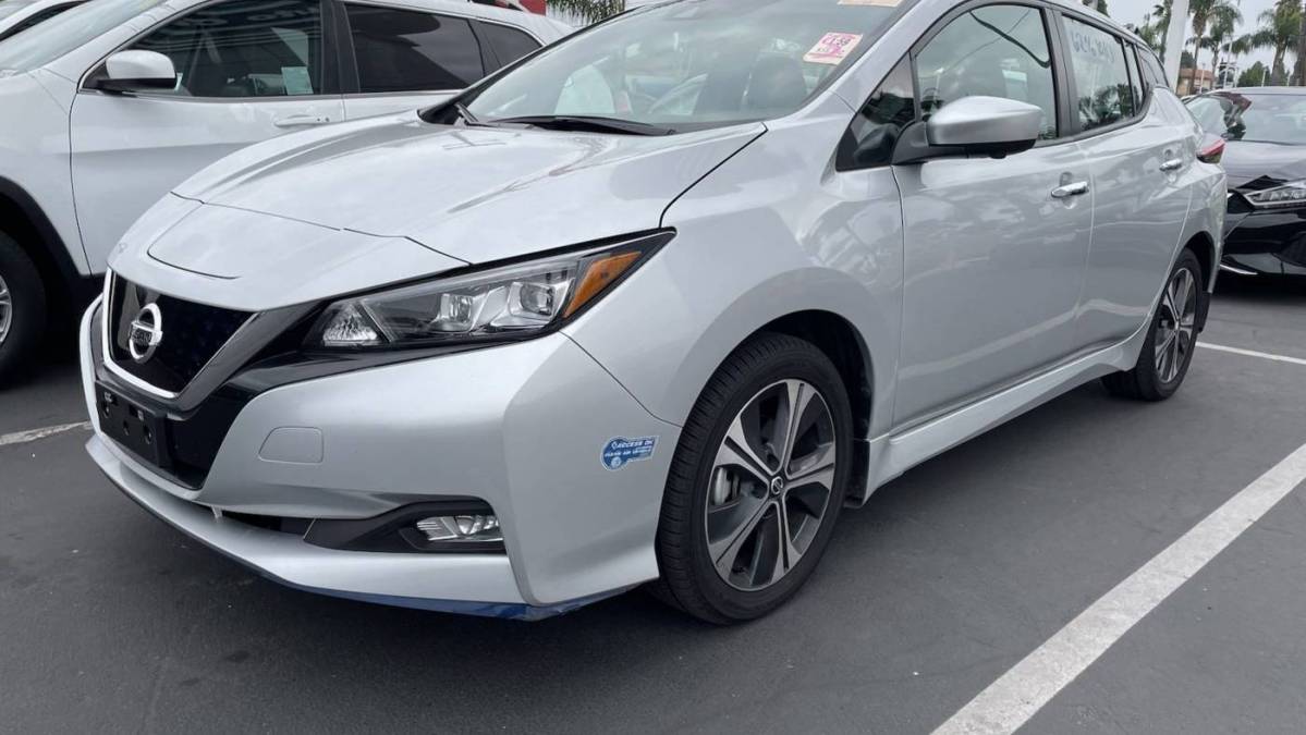 2021 Nissan LEAF 1N4BZ1CV7MC556490