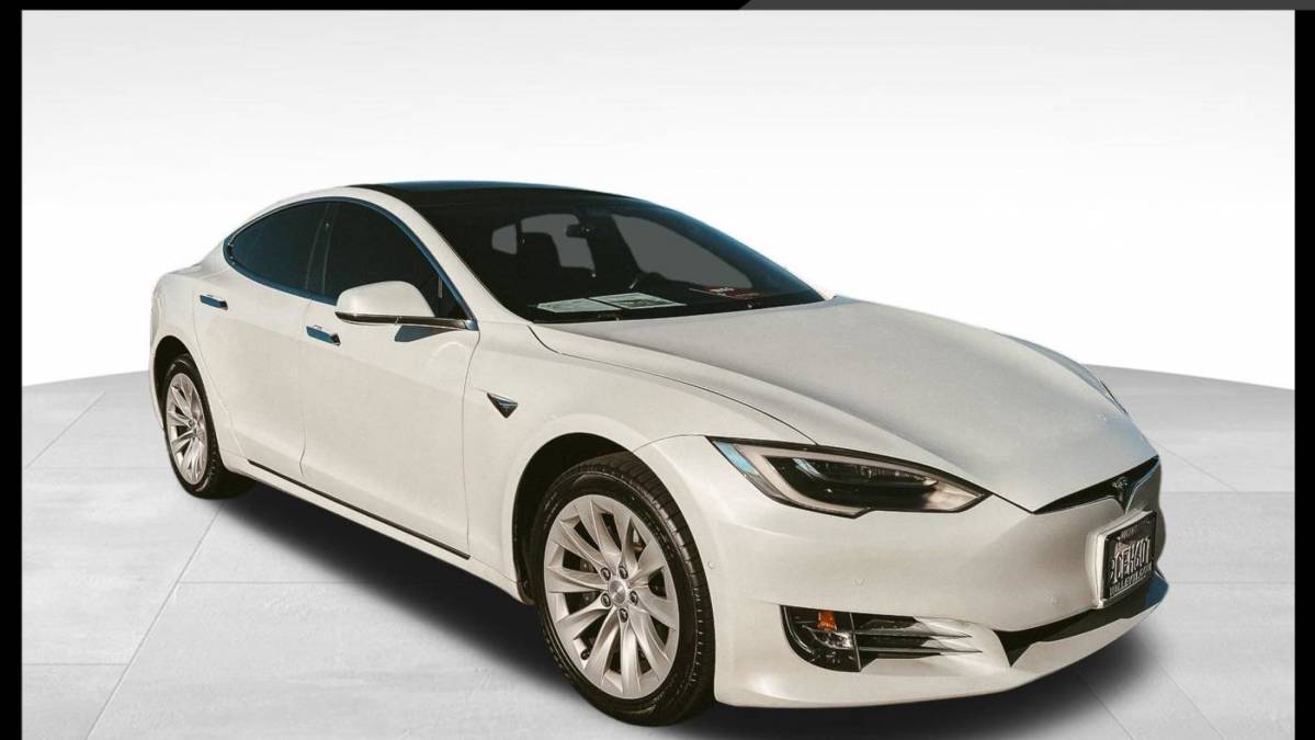 2018 Tesla Model S 5YJSA1E2XJF248443