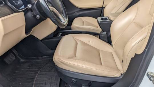 2016 Tesla Model S 5YJSA1E27GF124090