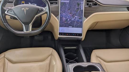 2016 Tesla Model S 5YJSA1E27GF124090