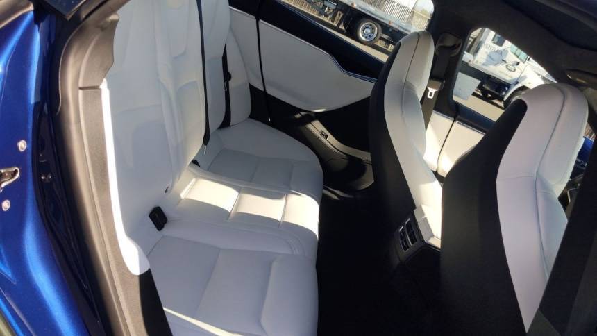2018 Tesla Model S 5YJSA1E43JF241643