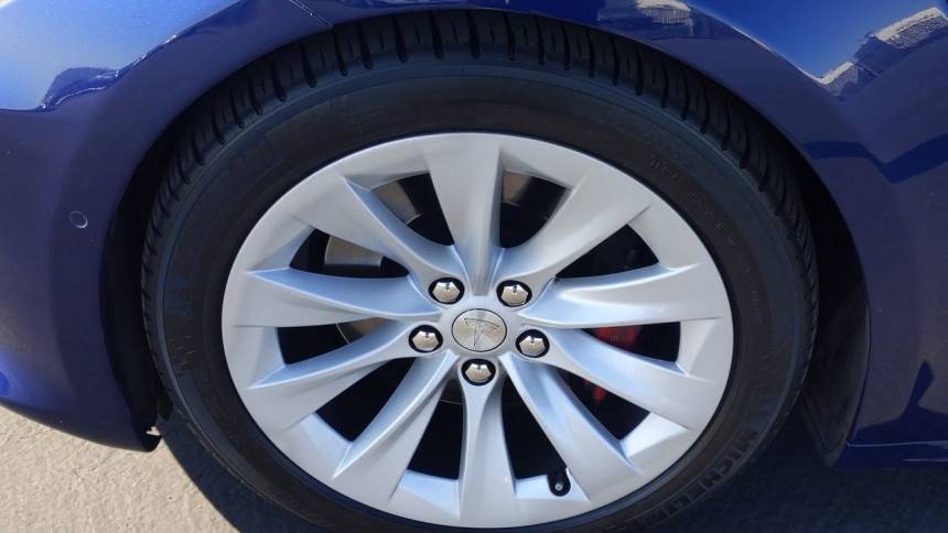 2018 Tesla Model S 5YJSA1E43JF241643
