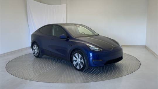 2020 Tesla Model Y 5YJYGDEE2LF059924