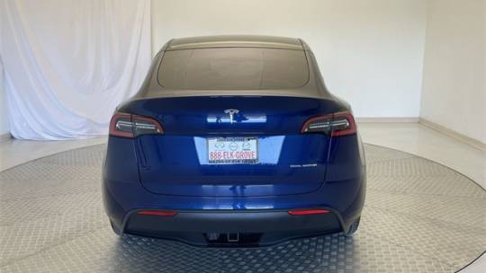 2020 Tesla Model Y 5YJYGDEE2LF059924