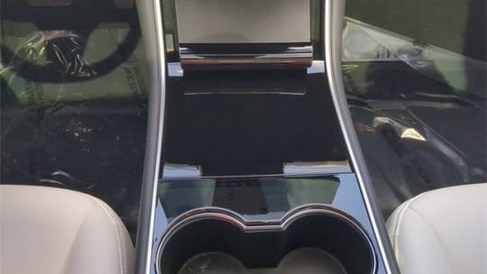 2018 Tesla Model 3 5YJ3E1EB9JF099533