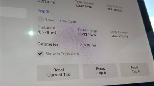 2018 Tesla Model 3 5YJ3E1EB9JF099533