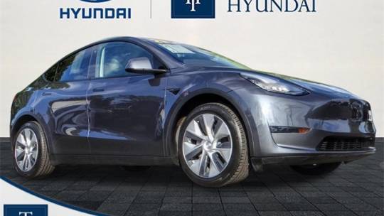 2021 Tesla Model Y 5YJYGDEE1MF094519