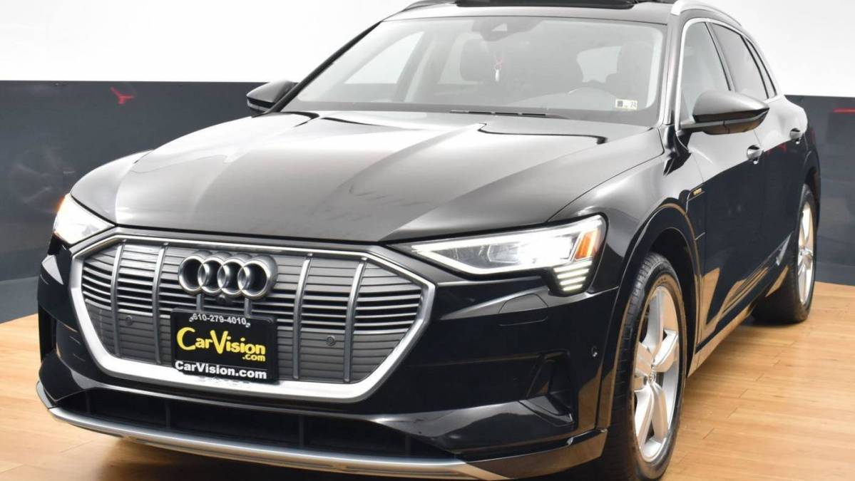 2019 Audi e-tron WA1LABGE1KB020766