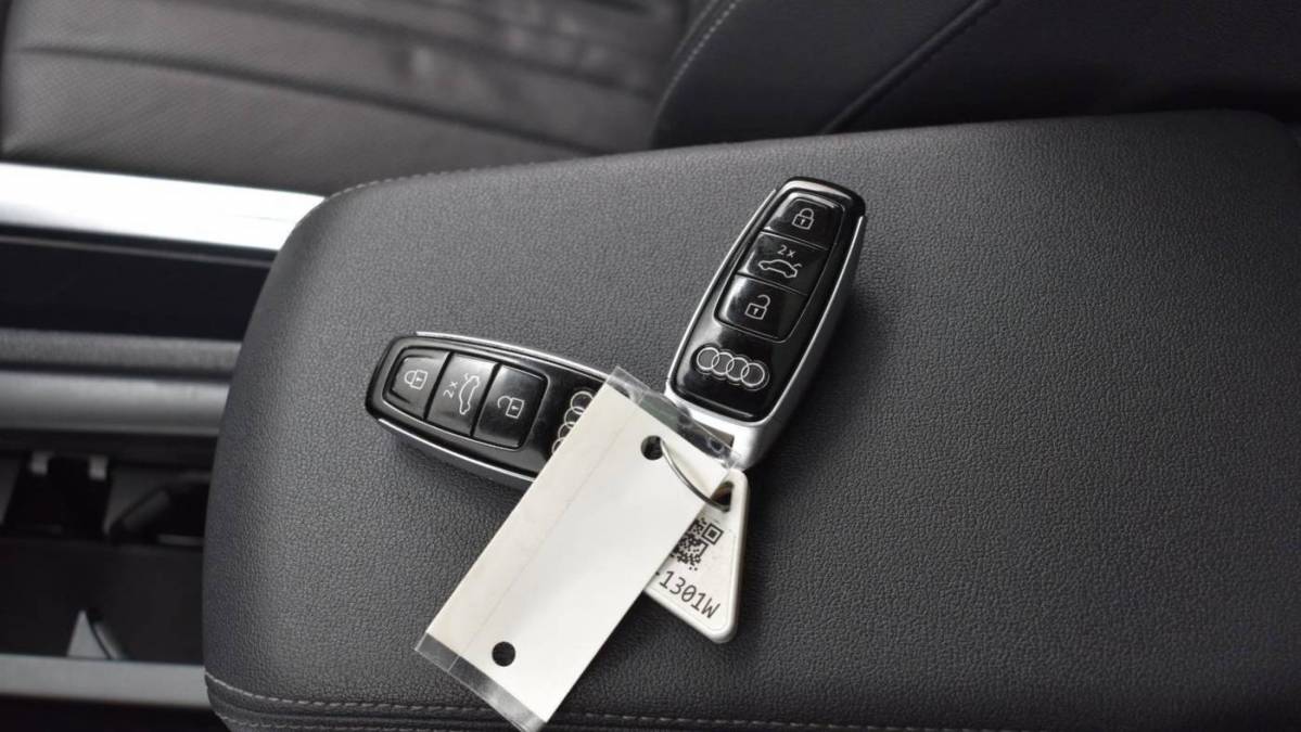 2019 Audi e-tron WA1LABGE1KB020766
