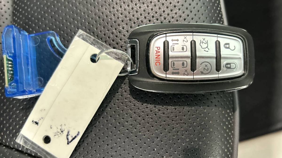 2020 Chrysler Pacifica Hybrid 2C4RC1N78LR282523