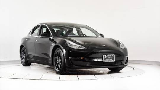 2018 Tesla Model 3 5YJ3E1EA4JF109165