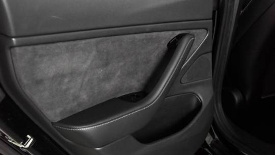 2018 Tesla Model 3 5YJ3E1EA4JF109165