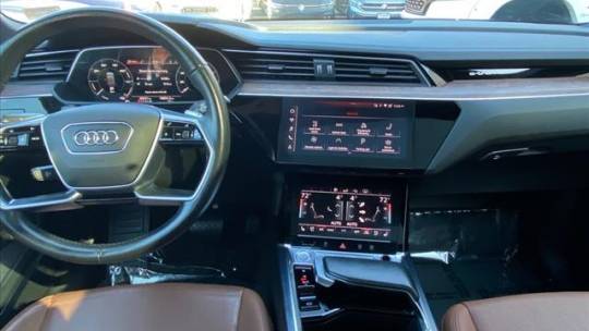 2019 Audi e-tron WA1LAAGEXKB023515