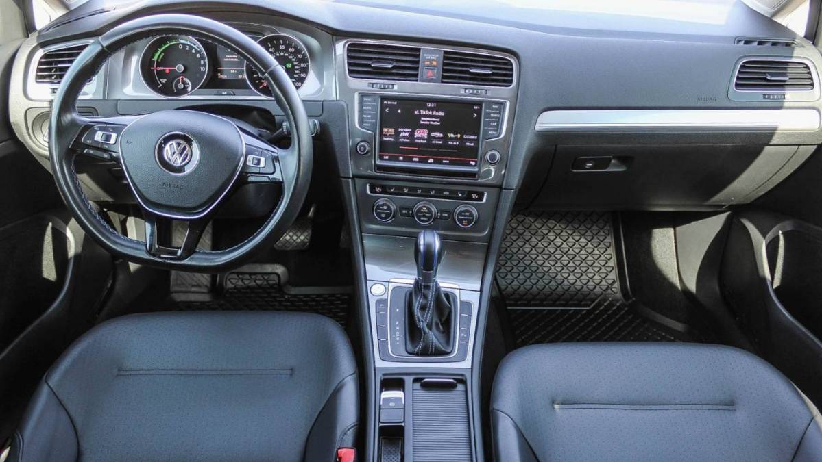 2016 Volkswagen e-Golf WVWPP7AUXGW912503