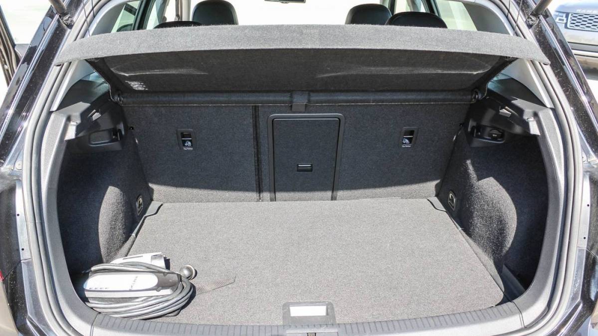 2016 Volkswagen e-Golf WVWPP7AUXGW912503