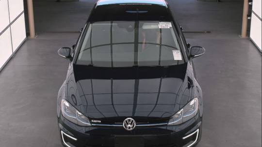 2018 Volkswagen e-Golf WVWPR7AU8JW907592
