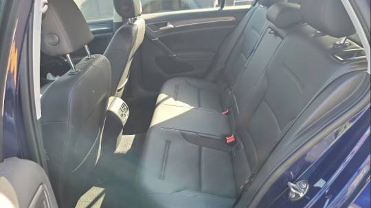 2018 Volkswagen e-Golf WVWPR7AU8JW907592