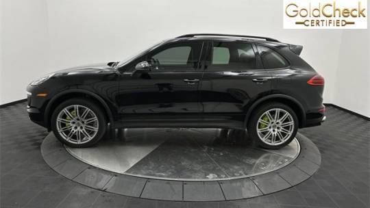 2016 Porsche Cayenne WP1AE2A25GLA16879