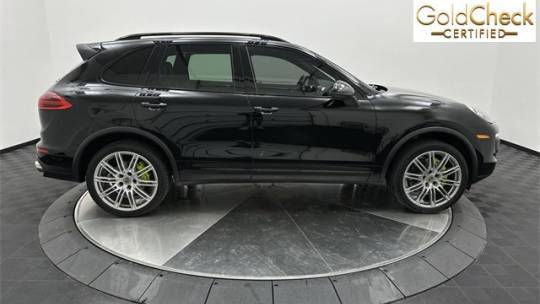 2016 Porsche Cayenne WP1AE2A25GLA16879
