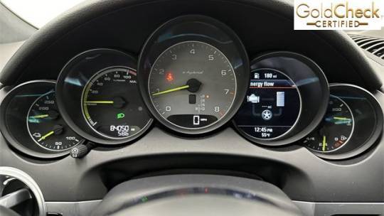 2016 Porsche Cayenne WP1AE2A25GLA16879