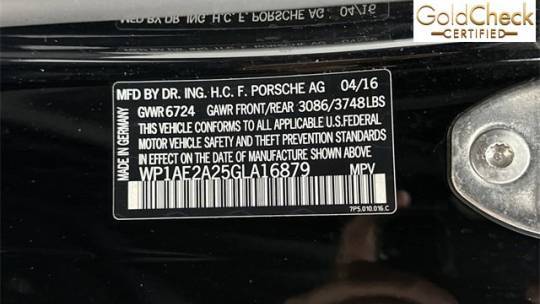 2016 Porsche Cayenne WP1AE2A25GLA16879