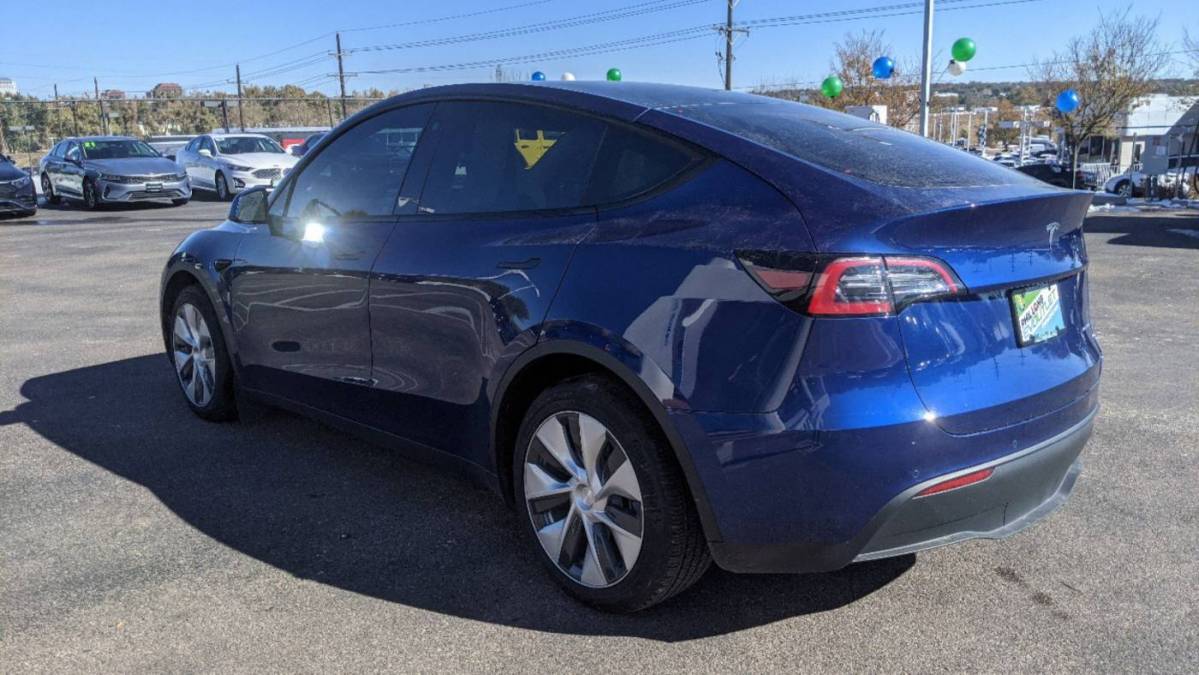 2021 Tesla Model Y 5YJYGDEE8MF193029