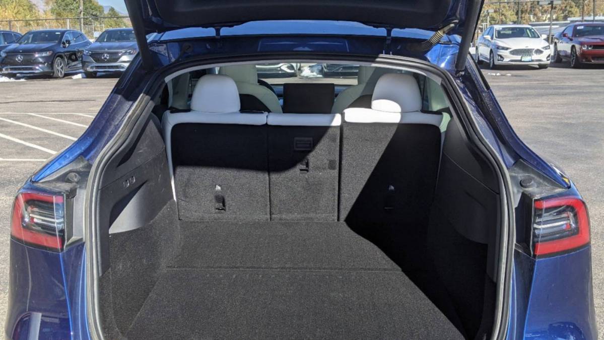 2021 Tesla Model Y 5YJYGDEE8MF193029