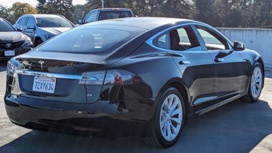 2017 Tesla Model S 5YJSA1E11HF218930