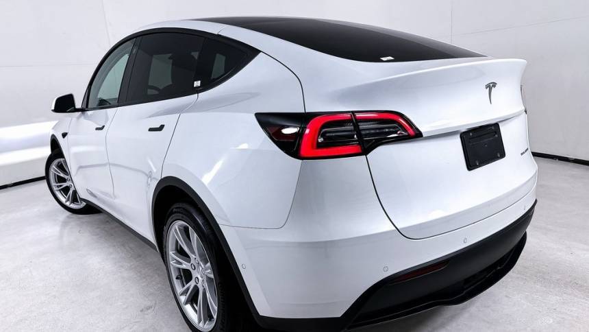 2021 Tesla Model Y 5YJYGAEE1MF299952